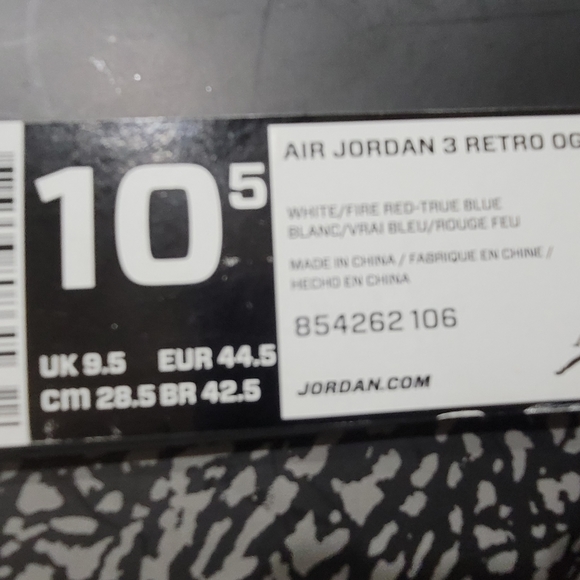 Jordan 3 - Picture 4 of 4